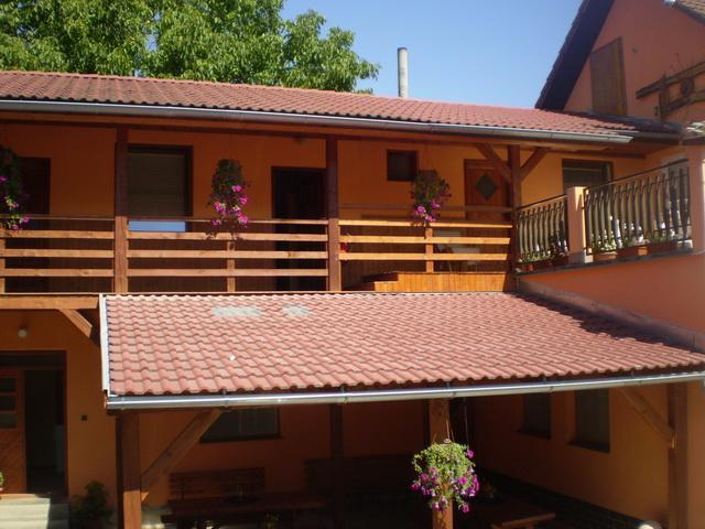 Penzion Adriana Hotel Rožňava Екстериор снимка